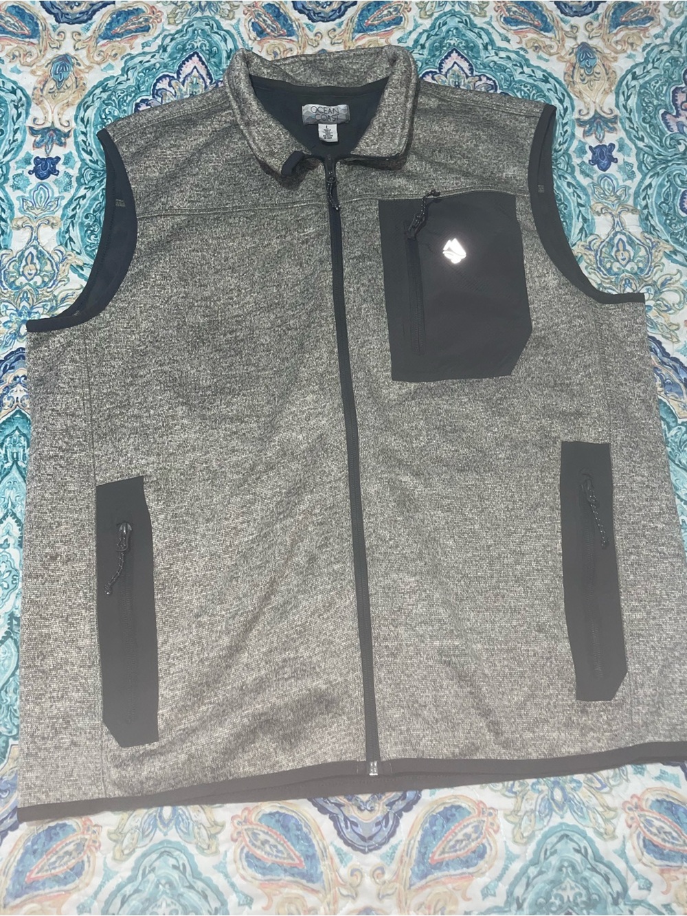 Men's Gray Zip-Up Performance Vest with Chest Pocket